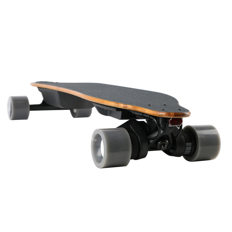 High Quality Fast 40km/h Boosted E Skate Long Board Dual Belt Motor Drive Cheap Electric Skateboard